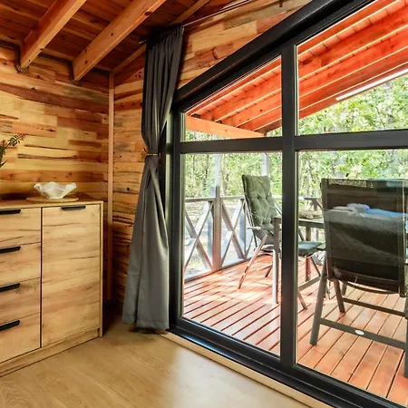 Lion's Forest Βίλα