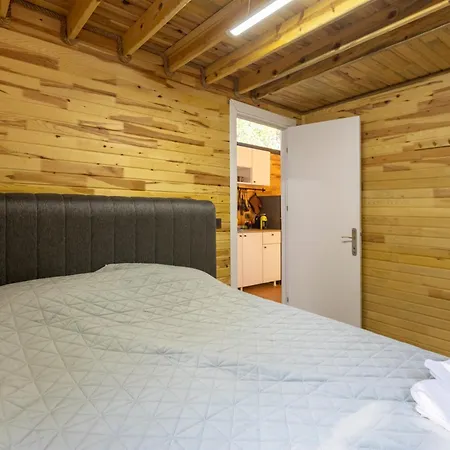 Βίλα Lion's Forest *