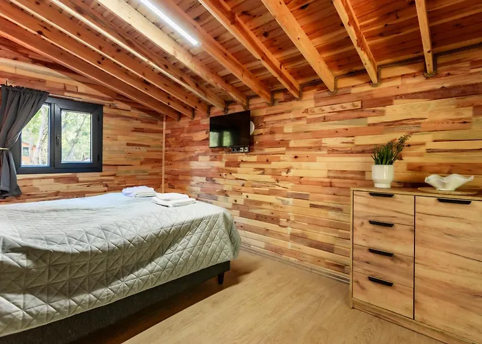 Villa Lion's Forest Atiya